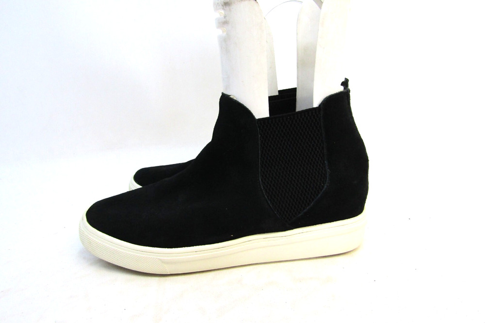 STEVE MADDEN Womens Sz 7.5 M Black Suede Hidden Wedge Chelsea Ankle Boots